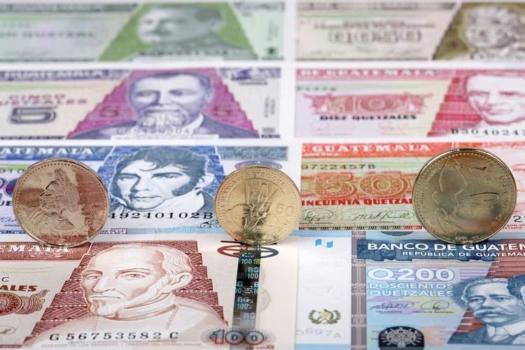 Guatemala - Currency & Tipping