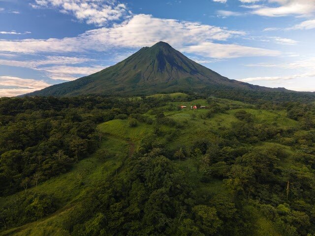 Republic of Costa Rica - Major Tourist Attractions & UNESCO World Heritage Sites