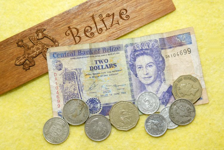 Belize - Currency & Tipping