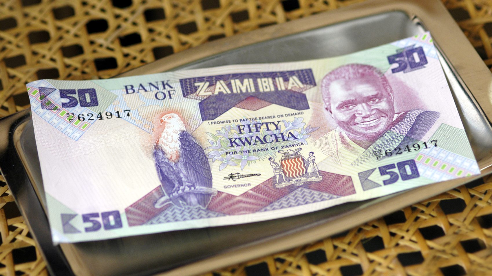 ザンビアの通貨とチップ