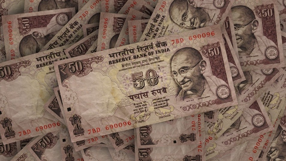 インドの通貨とチップ