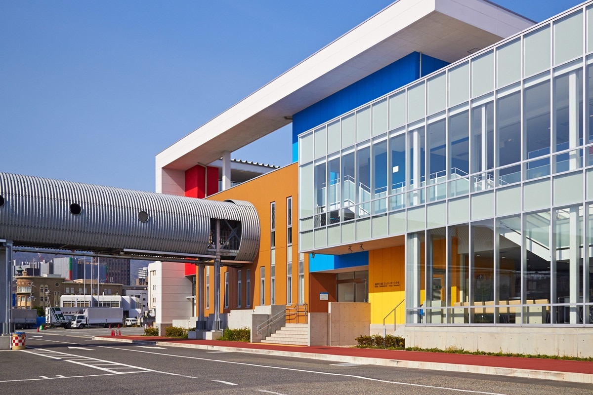 神戸三宮港 宮崎カーフェリー 神戸三宮ターミナル