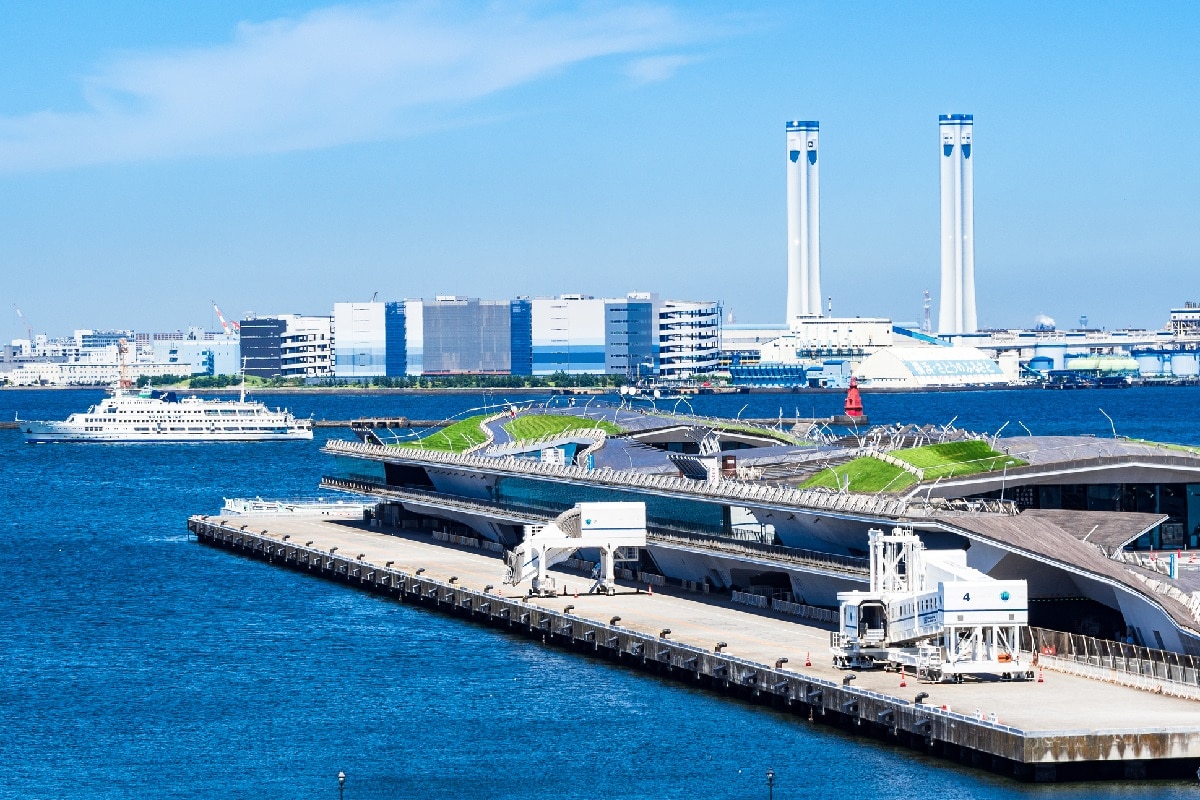 横浜港 東海汽船 横浜大さん橋