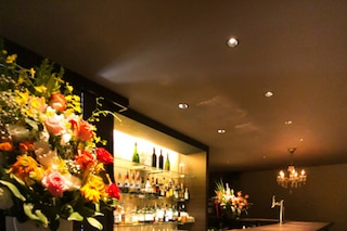 LOUNGE BAR Courage 有楽町店