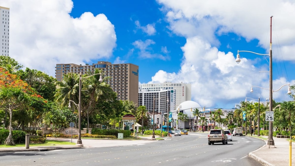 グアム中部にあるアカンタモールで買い物を楽しもう！オススメのお店3選