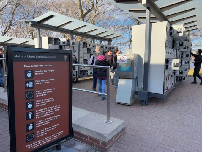 自由の女神 リバティ島のコインロッカー