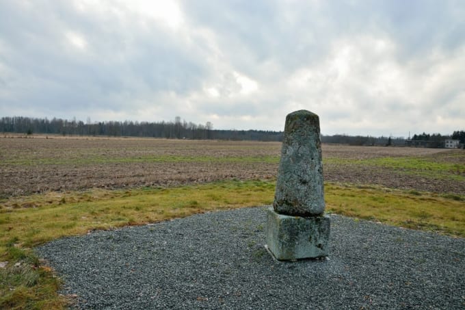 エストニア（シュトルーヴェの測地弧）
