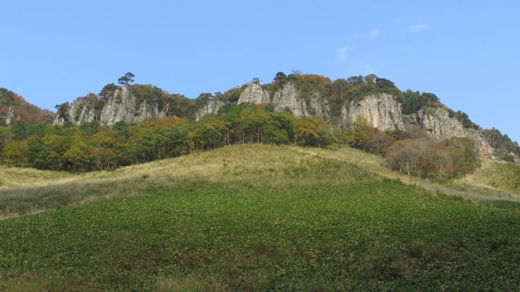 後醍醐天皇が身を寄せた断崖の天嶮！船上山の観光ポイントを紹介