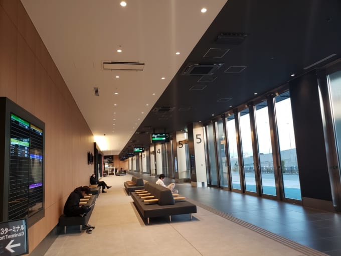 羽田エアポートガーデンのバスターミナル