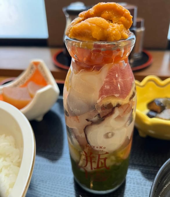 宮古グルメ「瓶ドン」