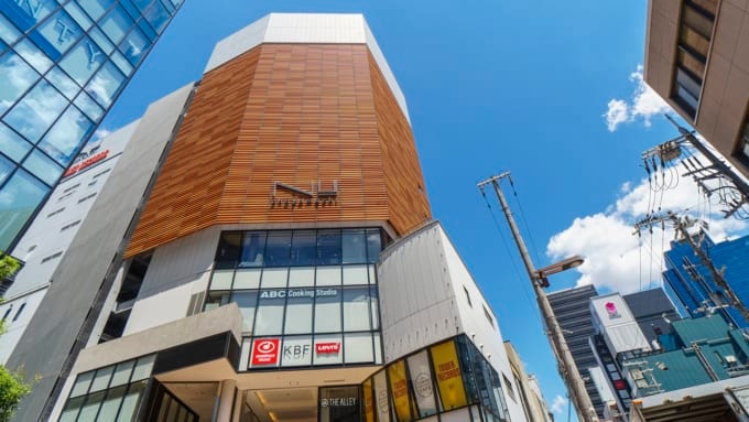 NU茶屋町　大阪