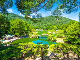 香川県高松市の栗林公園