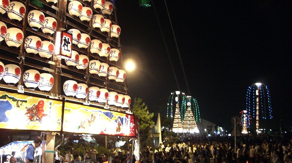 じゃんとこい！蜃気楼が見える街、富山県魚津市のオススメしたい熱いお祭りをご紹介