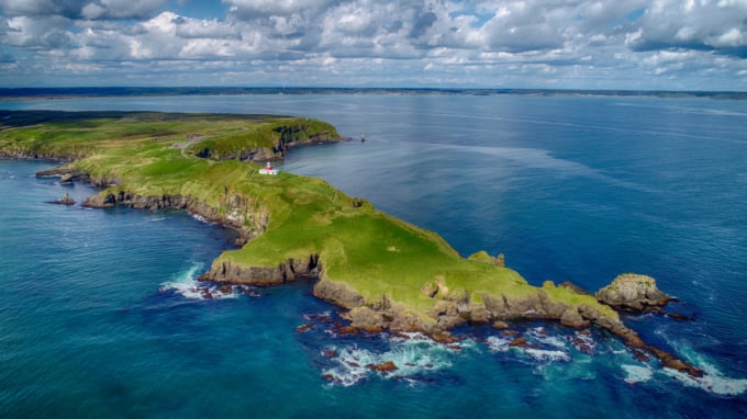 霧多布岬を上空から撮影