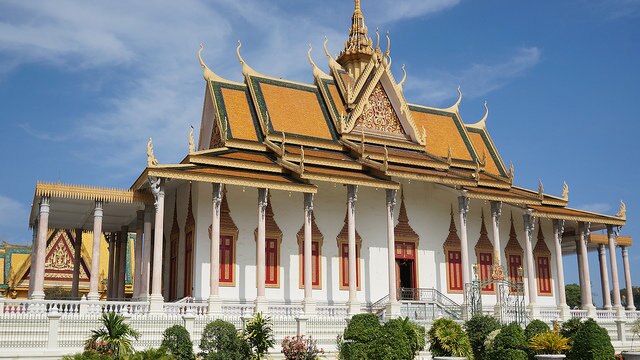 重厚な歴史を持つカンボジア首都プノンペンのおすすめ観光地24選！