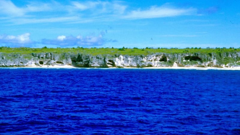 南太平洋のミステリー・アイランド、イギリス領の世界遺産ヘンダーソン島