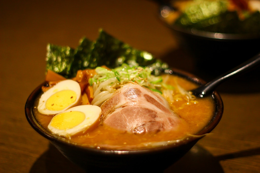 タイと日本のラーメンをプーケットタウンで食べよう！おすすめラーメン店！