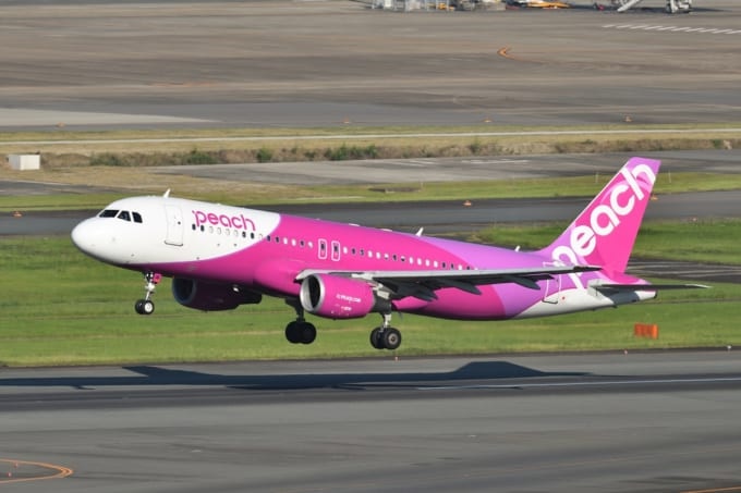 ピーチ航空の飛行機（A320）