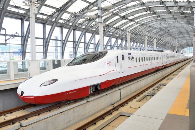 西九州新幹線「かもめ」