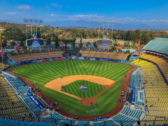 ドジャースタジアム（ロサンゼルス）