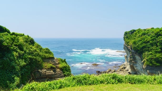 鵜原理想郷・手弱女平から見た毛戸浦