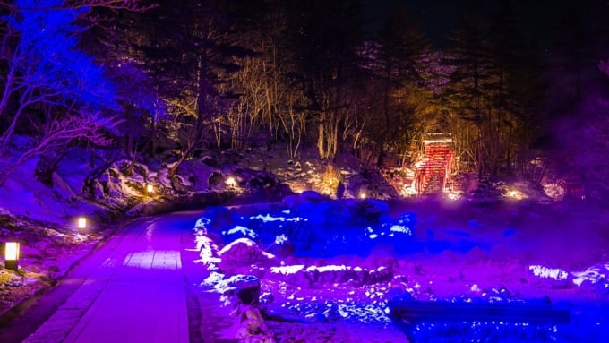 西の河原公園　ライトアップ