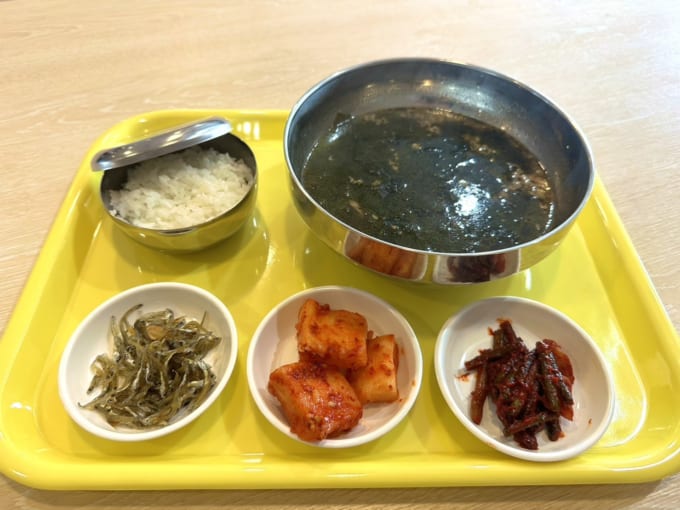 わかめスープ定食