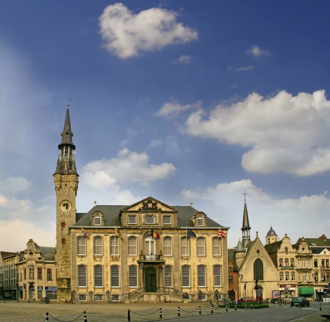 リール市庁舎と鐘楼（世界遺産）