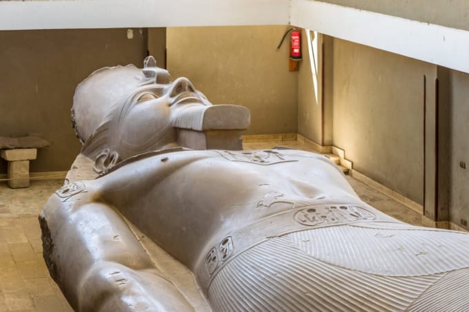 ラムセス二世の像（メンフィス博物館）