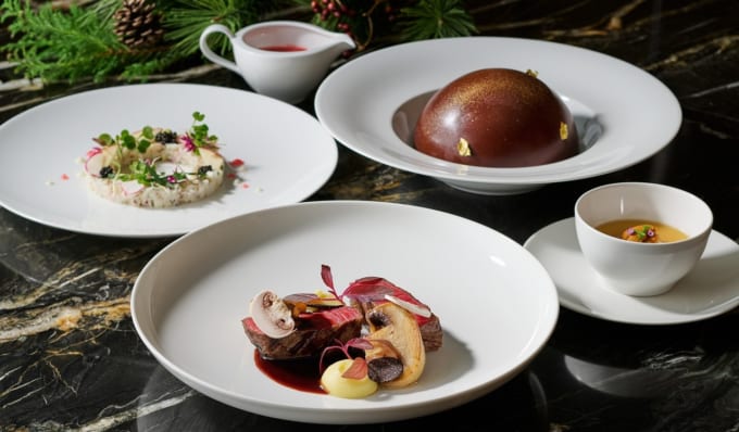 【東京エディション虎ノ門】THE BLUE ROOM フェスティブセレブレーションディナー