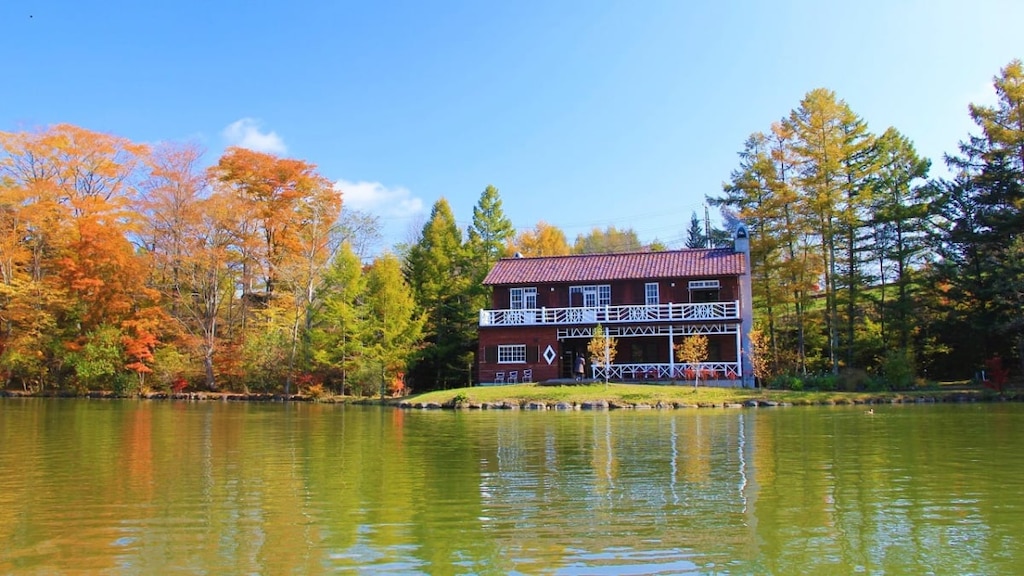 軽井沢タリアセンとは？塩沢湖の紅葉も必見！