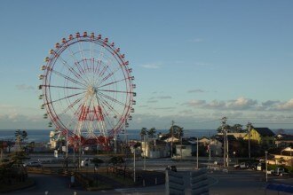 日本海を臨む富山県唯一の遊園地｜魚津市「ミラージュランド」の魅力と 
