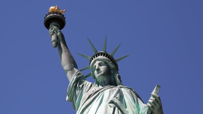 王冠に登ることも可能 ニューヨークの自由の女神の楽しみ方とは Skyticket 観光ガイド