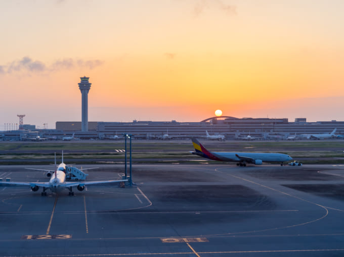 羽田空港の日の出