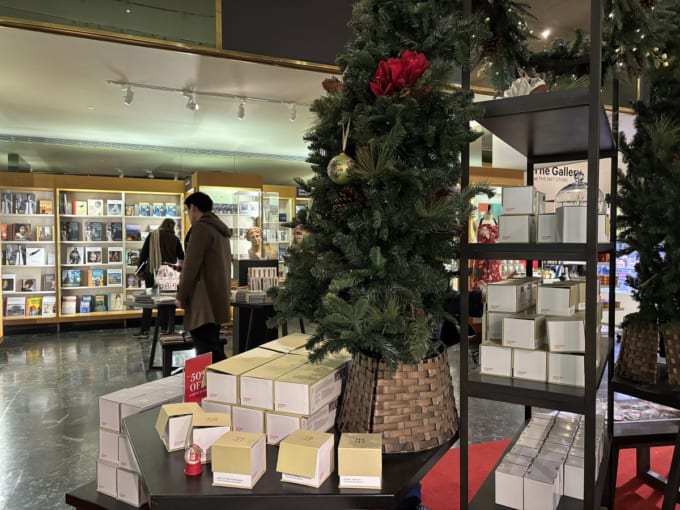 メトロポリタン美術館　ミュージアムショップ