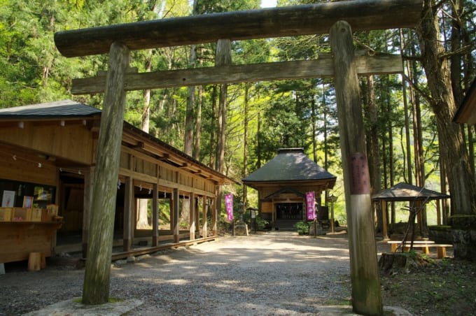 抱返神社