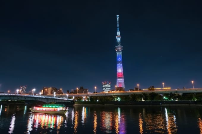 東京スカイツリー　星条旗カラーのライティング