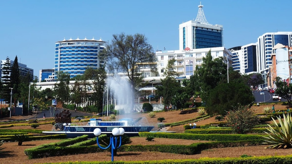 【ルワンダの治安】首都キガリはゴミひとつ落ちていない清潔で安全な街？