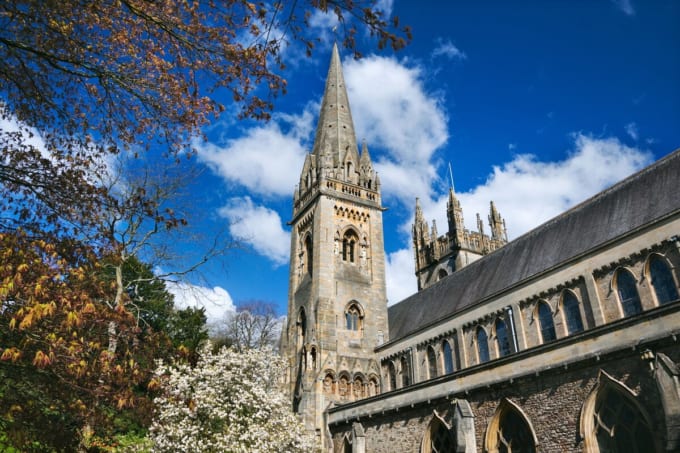 ランダフ大聖堂（ウェールズ・カーディフ）