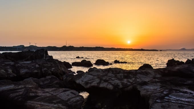 神奈川県三浦市にある城ヶ島公園の日の出