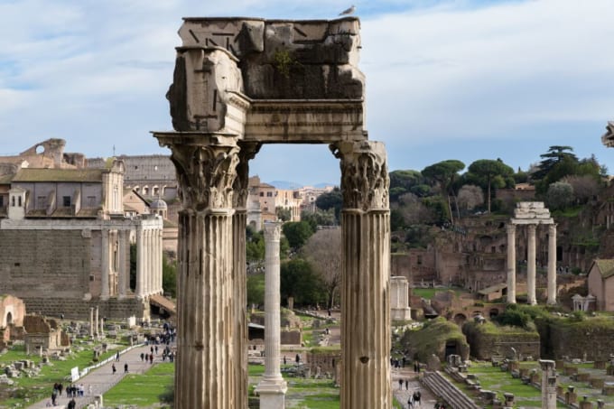 フォロ・ロマーノ（イタリア・ローマ）