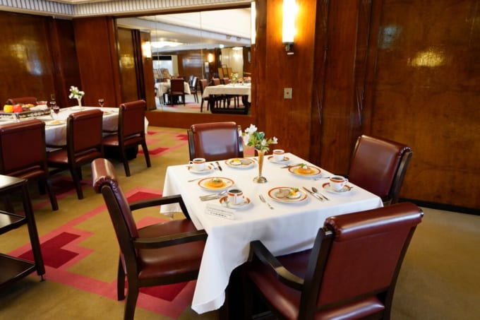 日本郵船 氷川丸　一等食堂（横浜 山下公園）