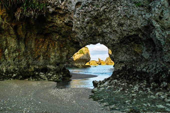 兼久ビーチ（沖縄・浜比嘉島）