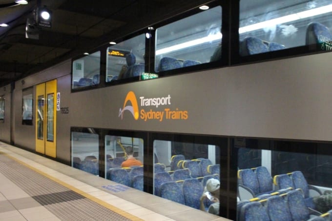 オーストラリア 旅行 費用