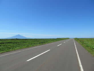 日本海オロロンラインと利尻島
