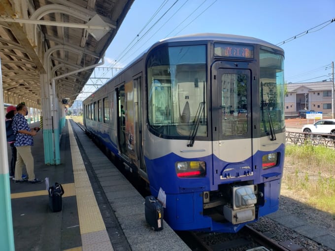 日本海ひすいラインの車両