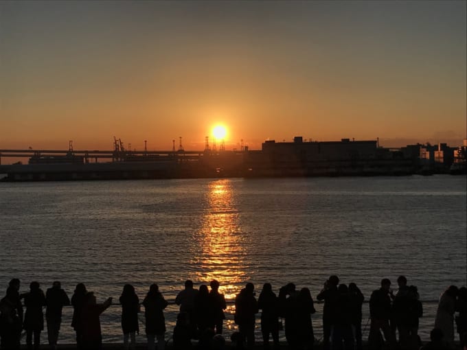 横浜の初日の出