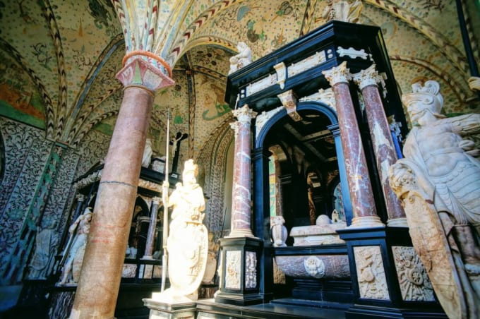 ロスキレ大聖堂　フリードリヒ2世の墓碑（デンマーク世界遺産）