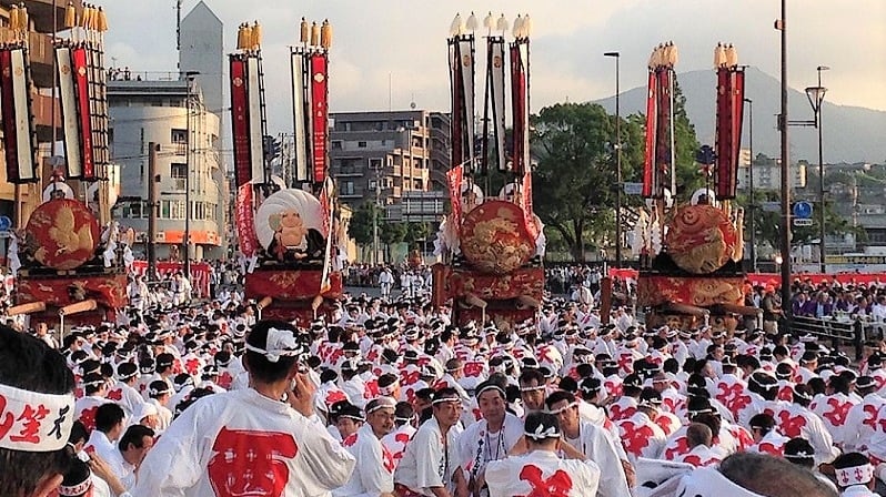 賑やかなお祭りが好きなら一度は訪れたい、福岡県北九州市のお祭り4選！