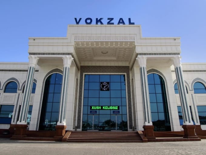 ブハラ駅（ウズベキスタン）